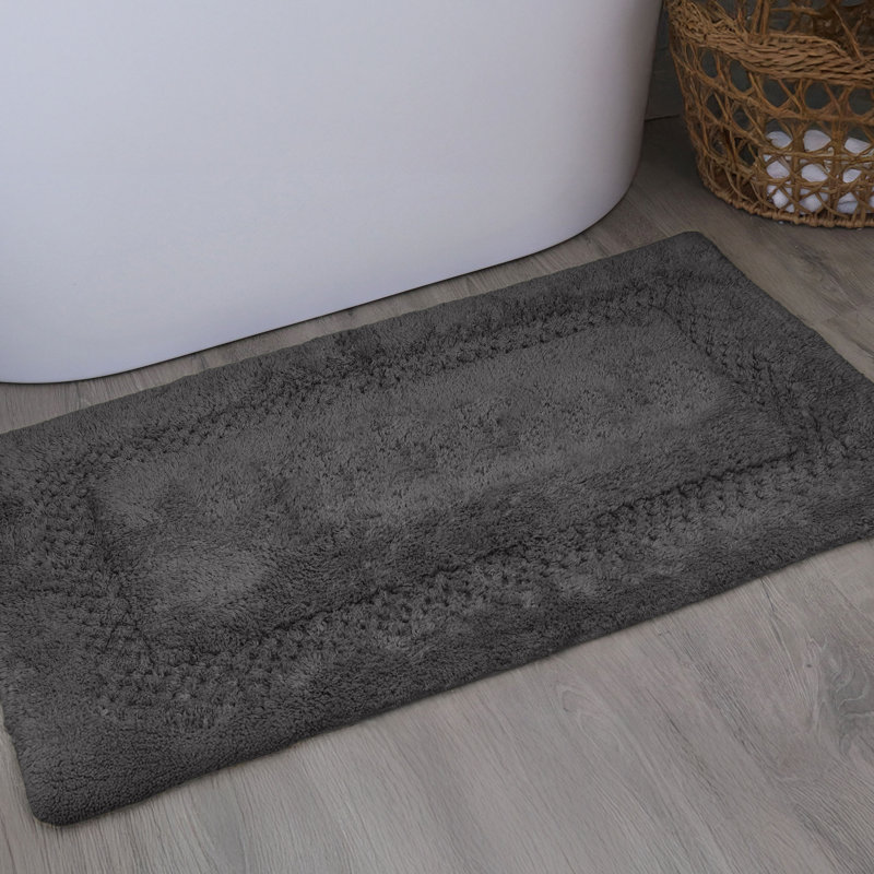 Antigona Soft Bath Rug, Gray, 24" W x 40" L