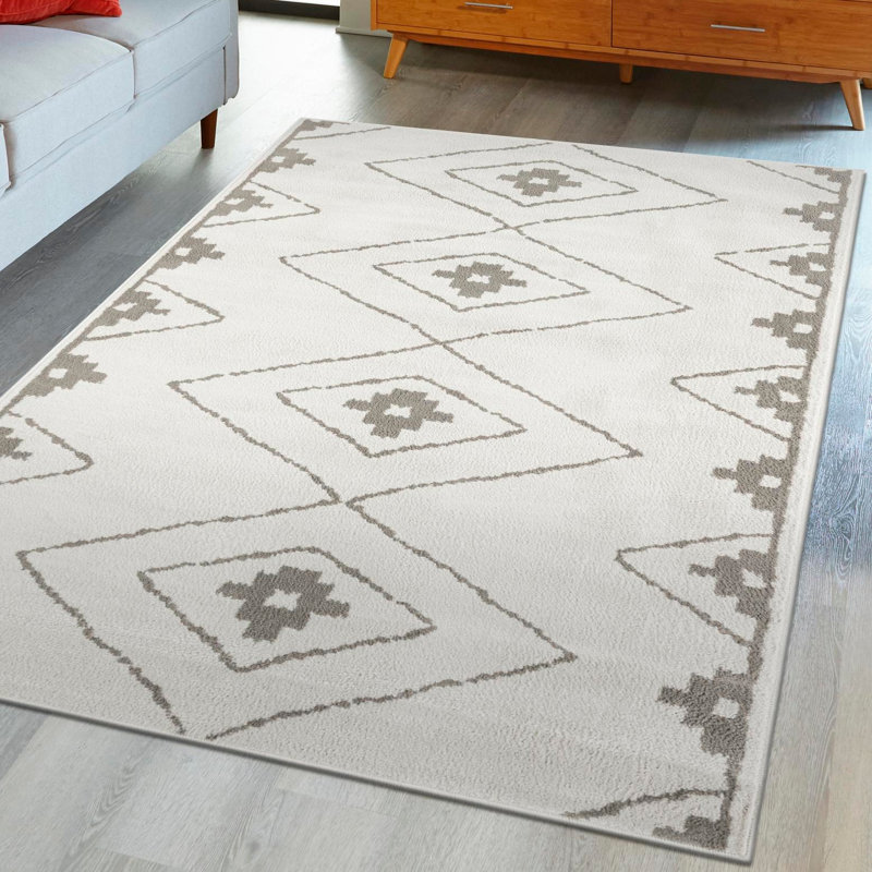 Latitude Run® Vefsna Nikolis Rug Ivory, Rectangle 5'1" x 7'1"