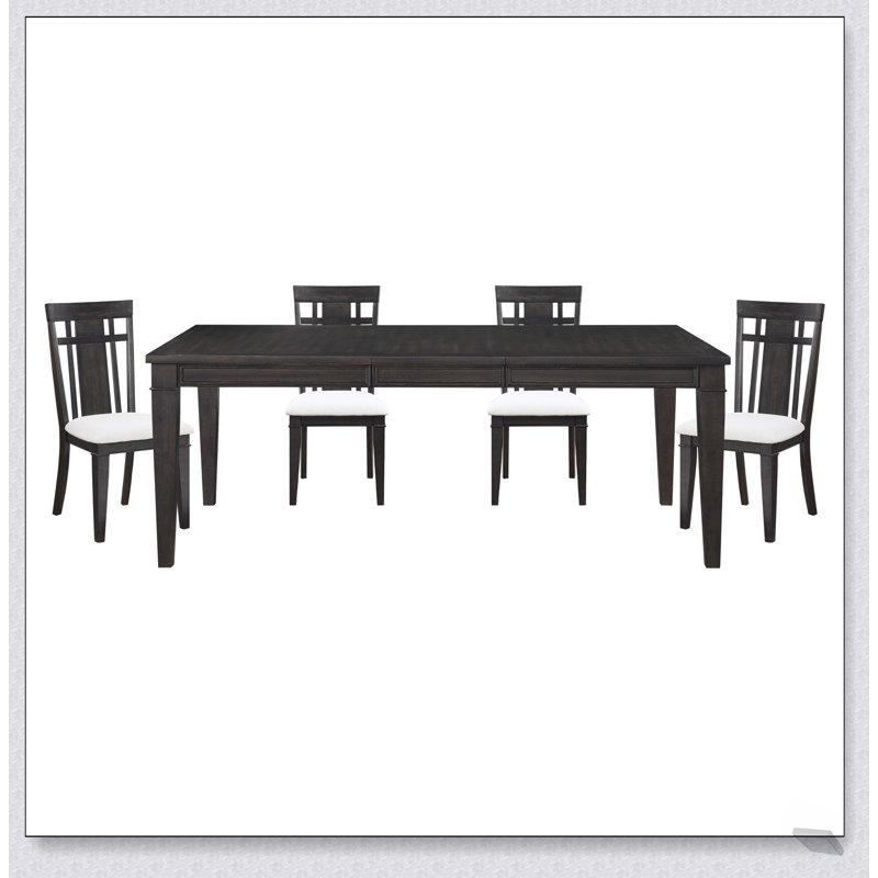 Ensemble de 2 chaises d'appoint au fini brun foncé avec sièges beiges, look classique pour les meubles de salle à manger et de cuisine