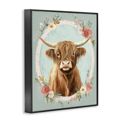 Vache Highland à bordure florale, estampe numérique, design par Petal Prints Design
