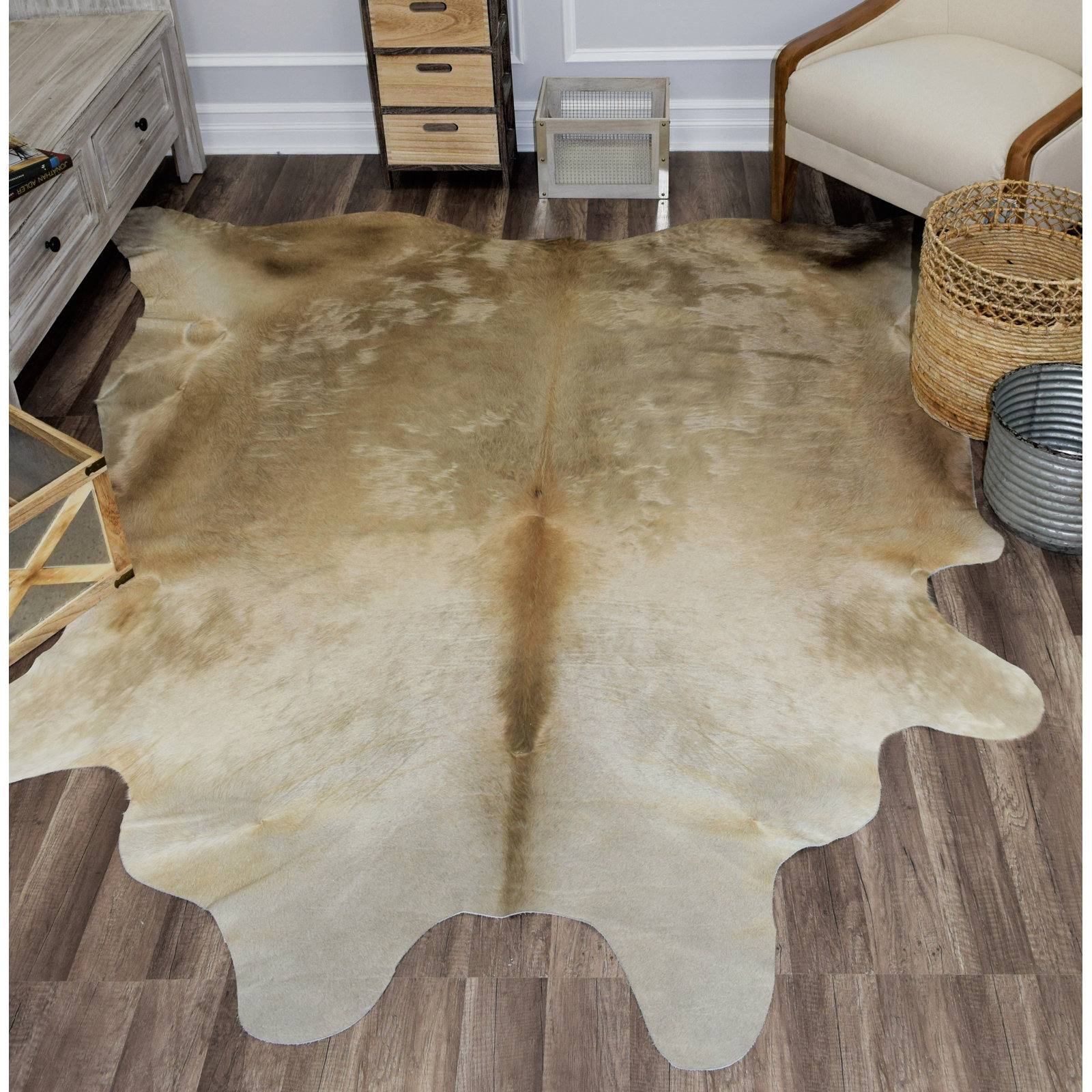 Charlize Pearlish Beige Handmade Cowhide Rug, 5' x 6'6"