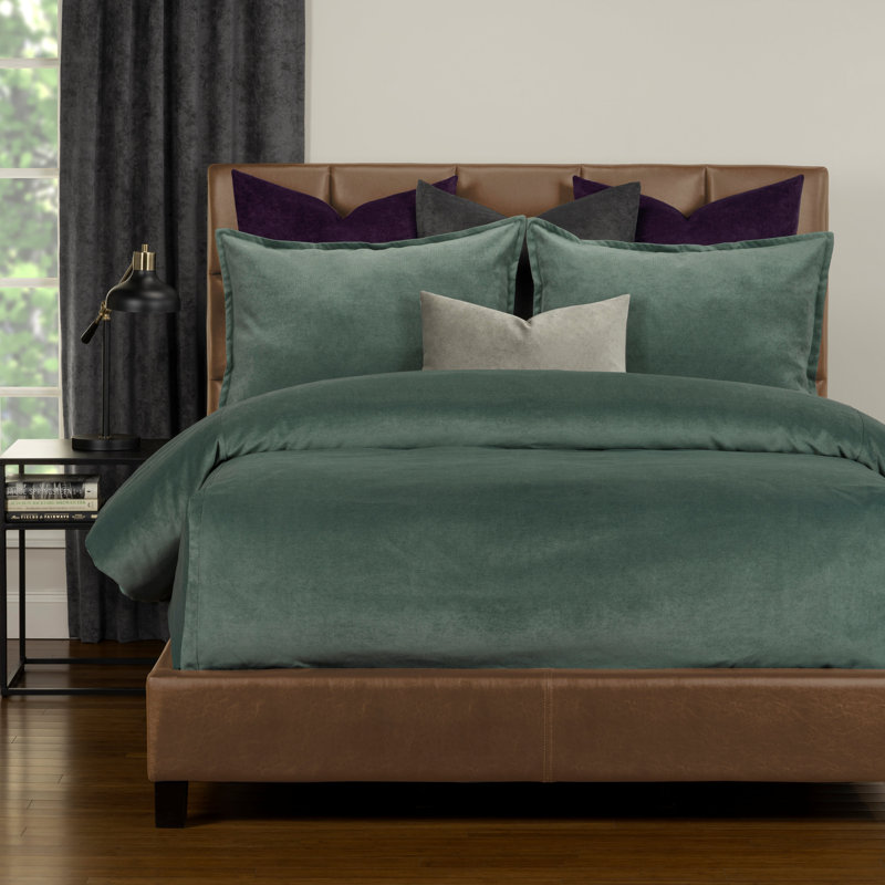 Mixology Velvet Bed Cap Comforter Set with Sewn Corners, Full Comforter + 2 Bed Shams, Lagoon
