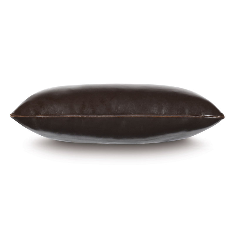 Housse de coussin décoratif en cuir Muse, 11 po x 21 po, Café
