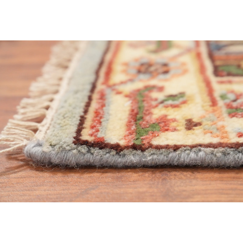 Geometric Traditional Accent Rug 2x3