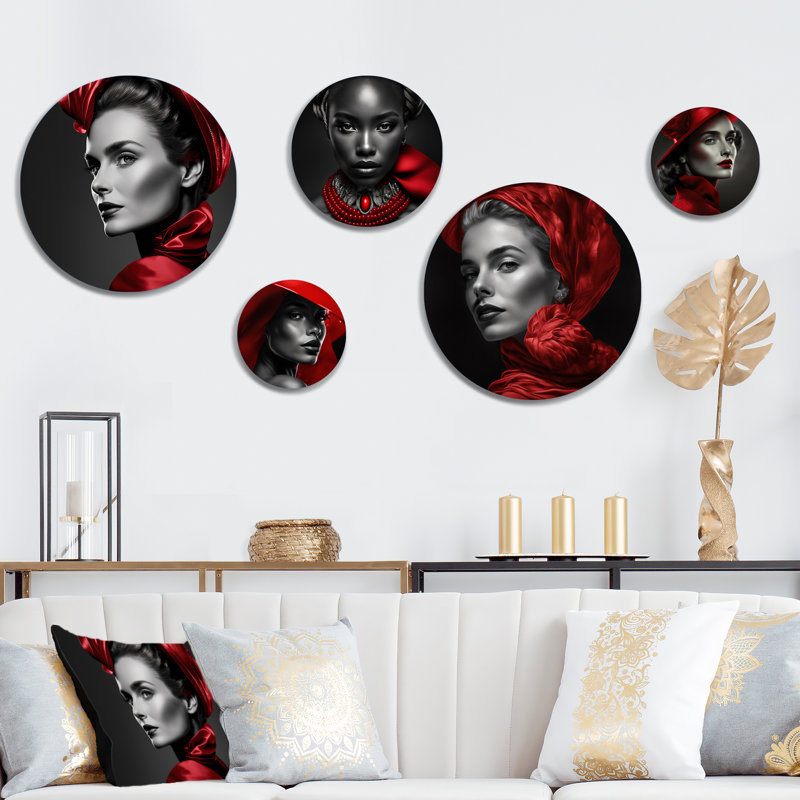 Wall Decor on Metal
