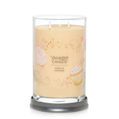 Signature Vanilla Cupcake Scented Tumbler Candle