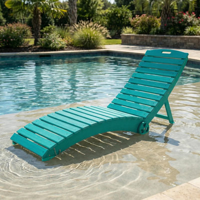 Chaise longue pliante avec roulettes