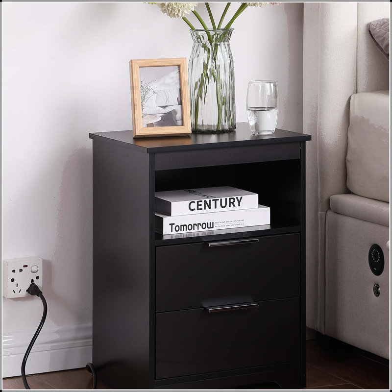 Table de chevet noire avec station de charge (USB + prises), 2 tiroirs et tablette ouverte