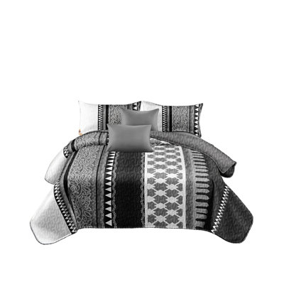 3-Piece Cal King Black & White Tribal Pattern Bedding Set - Quilted Microfiber Bedspread + Pillow Shams