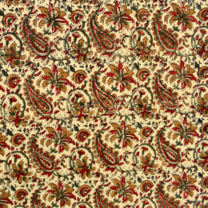Cotton Floral Tablecloth Rectangle, 104" L x 70" W, Red/Green