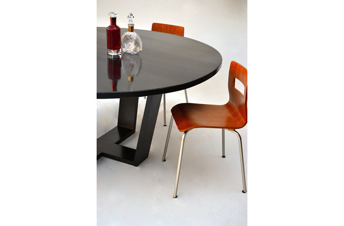 Rasucci Round Dining Table, Ebony