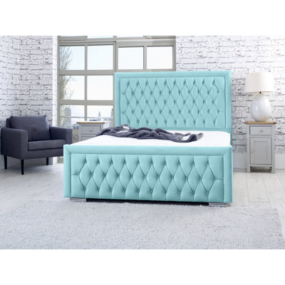 Kaori Upholstered Velvet Sleigh Bed