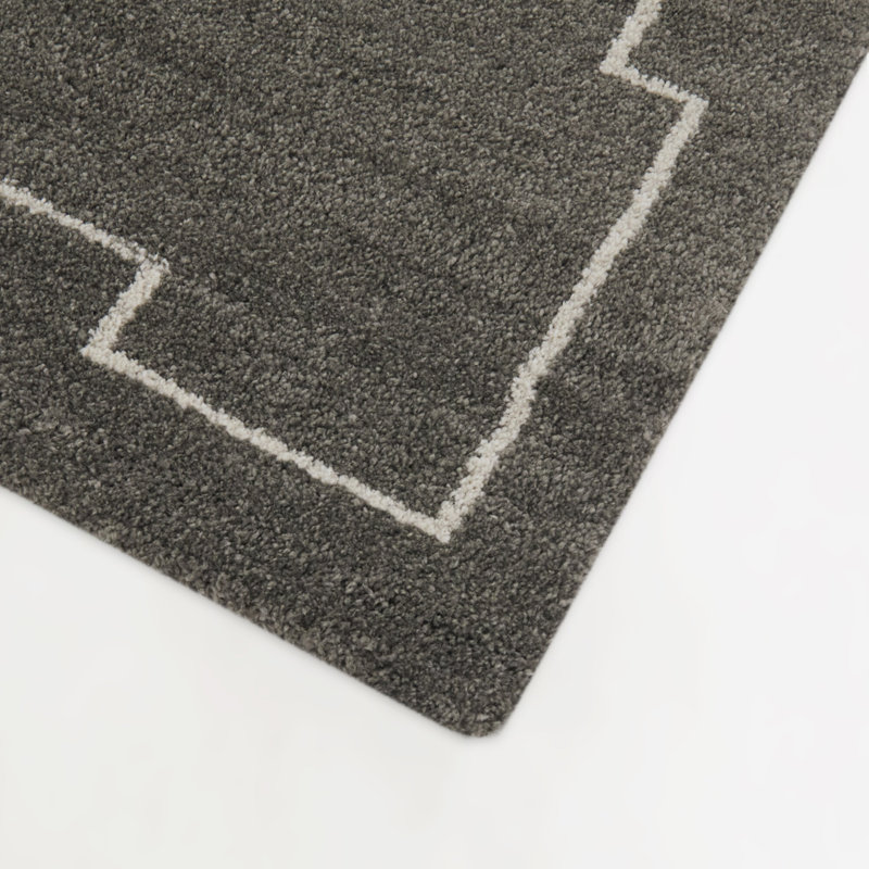 Kuske Grey/Cream Transitional Border Area Rug, Rectangle 7'10" x 10'