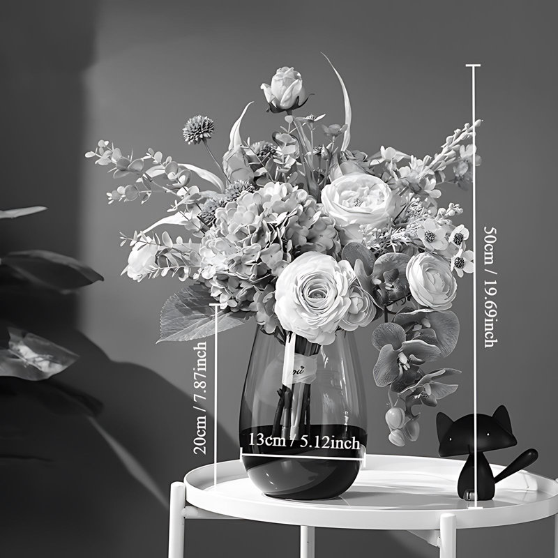 Composition d'assortiment mixte dans un vase