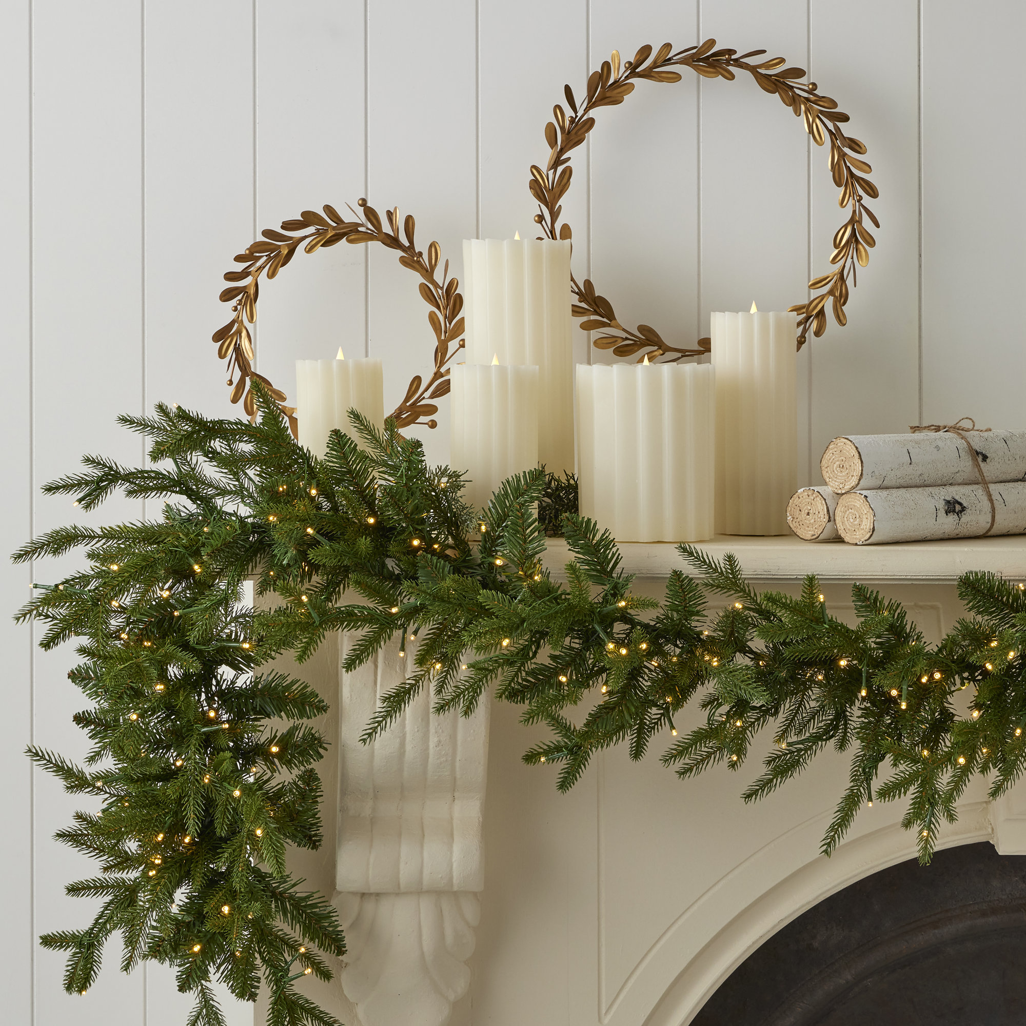 9' Dandan Flocked and Plug-In Pine Pre-Lit Garland with Lights, Gold/Green