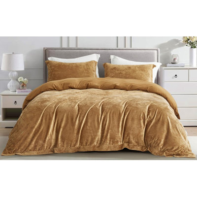 Piers Distressed Velvet Duvet Cover Set