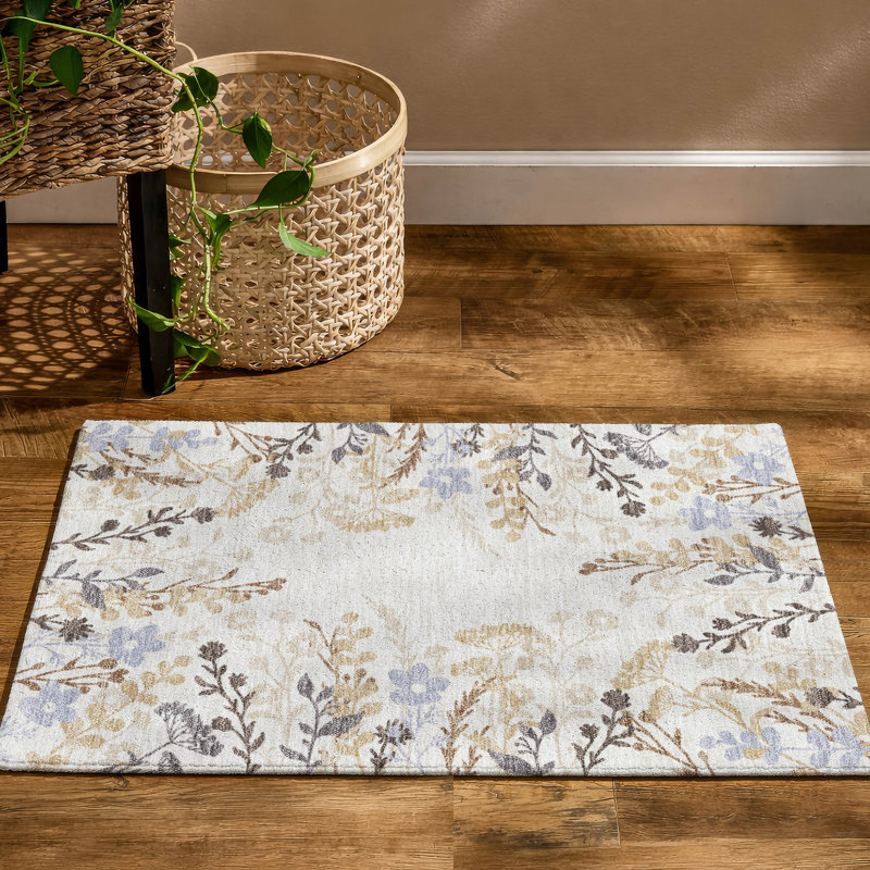 Tapis floral lavable à la machine de qualité supérieure Mayfield AMF2334, Ivory, 1 pi 8 po x 2 pi 6 po