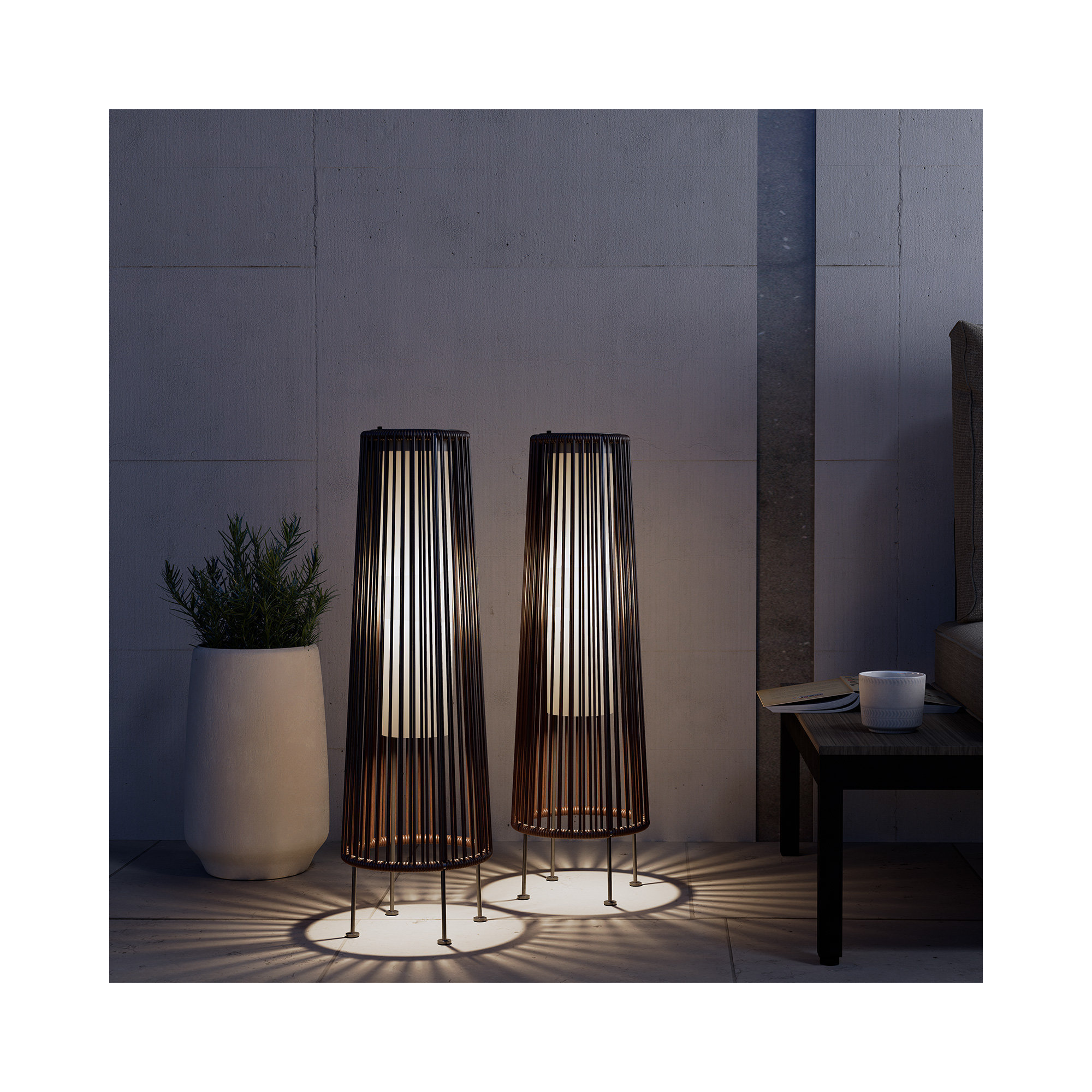 GORDES Floor Solar Light, Dark Brown