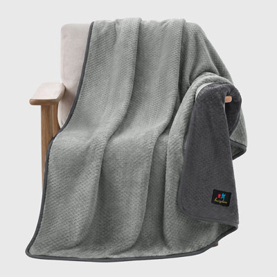 Waterproof Reversible Pet Blanket, Soft Textured Furniture Protector for Dogs and Cats, Cozy Throw for Sofa, Couch and Bed