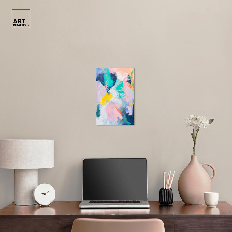 «Featherlight Colors I» par Art Remedy, Toile tendue, H 15 po x l 10 po x P 1,5 po