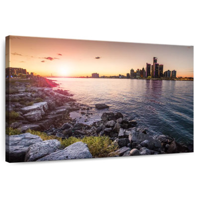 Kavia Detroit Sunset