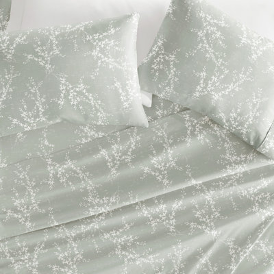 4 Piece Delicate Details Pattern Sheet Set