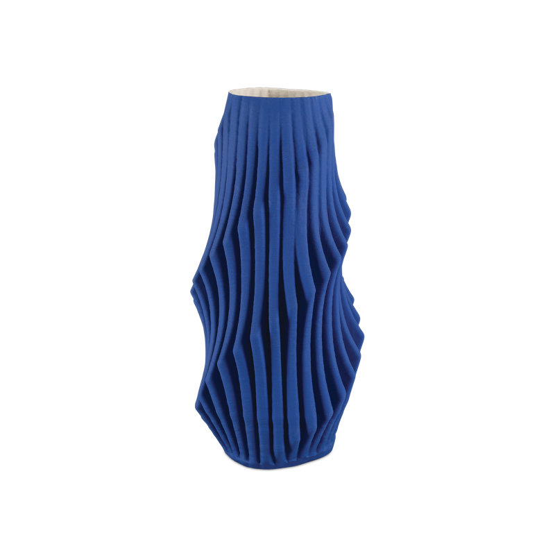 Vase moyen à plis bleus, H 16,75 po x l 8,25 po x P 8,25 po
