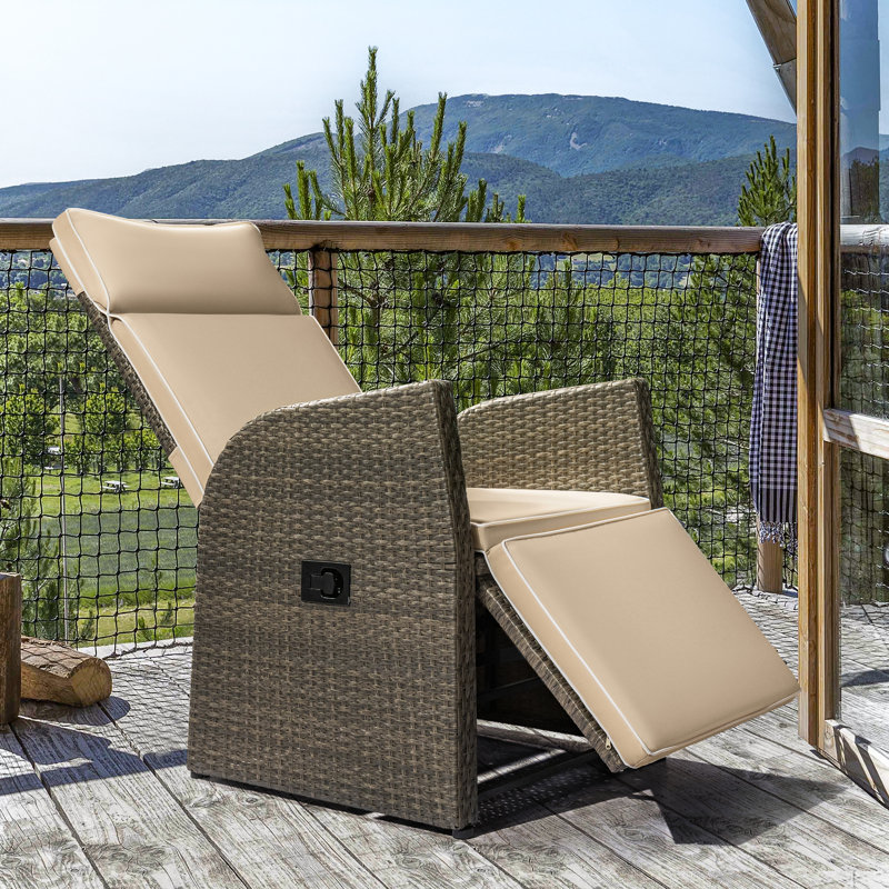 Chaise de patio inclinable avec coussins