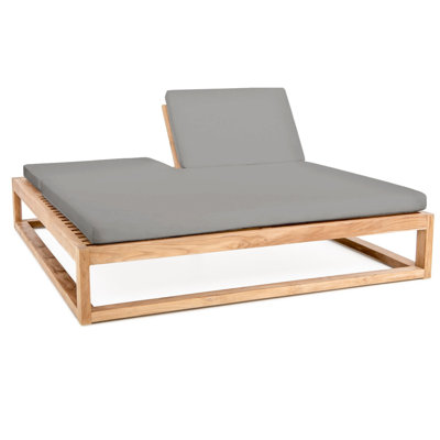 Caldas Outdoor Chaise Lounge