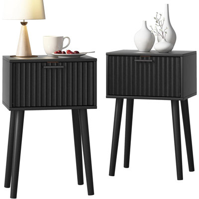 Ensemble de 2 tables de chevet, petite table d'appoint, table de chevet avec porte cannelée, pieds en bois massif; Table de bout moderne Mid-Century pour chambre à coucher, petit espace (noir)