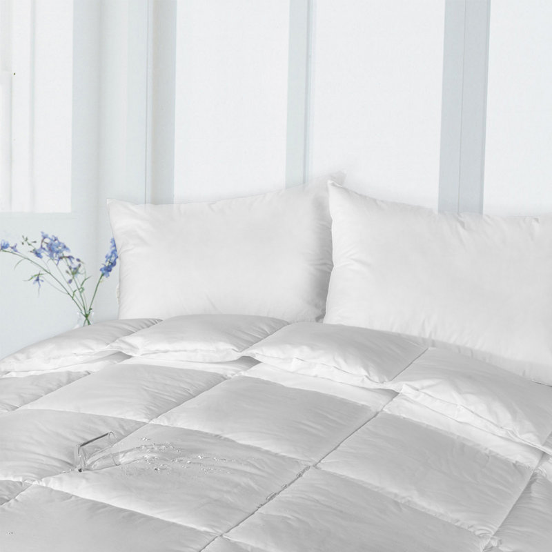 Édredon en duvet synthétique Adilynn, Double / Grand