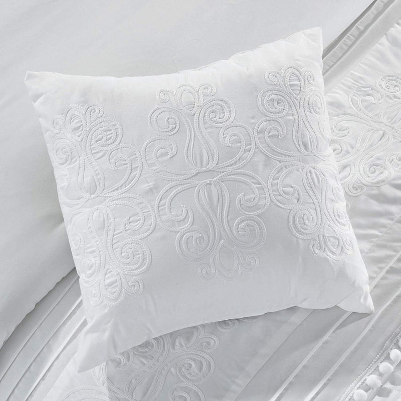 Modern & Contemporary Polyester Floral Comforter, Queen Comforter + 6 Additional Pieces, White