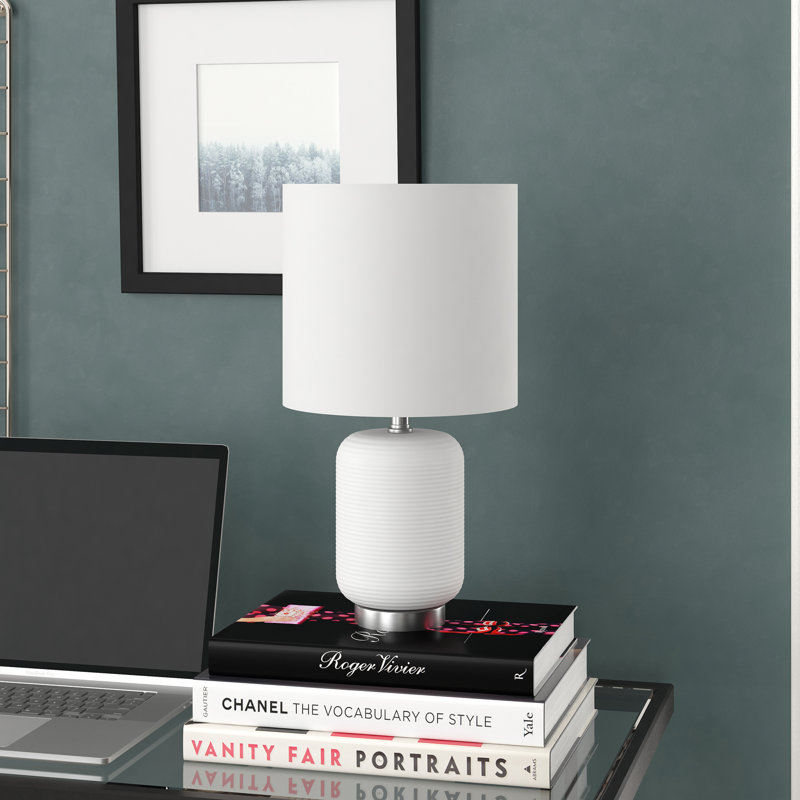 Lampe de table 15 po Gracie, Blanc mat / nickel brossé