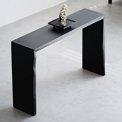 Console moderne de style nordique