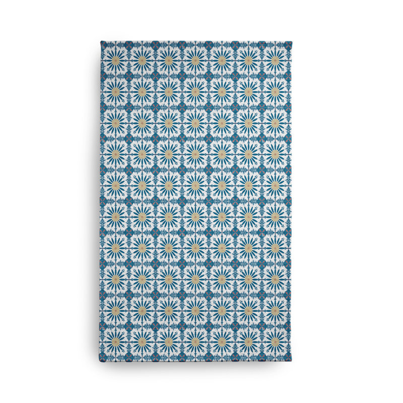 Chenille Geometric Indoor / Outdoor Rug
