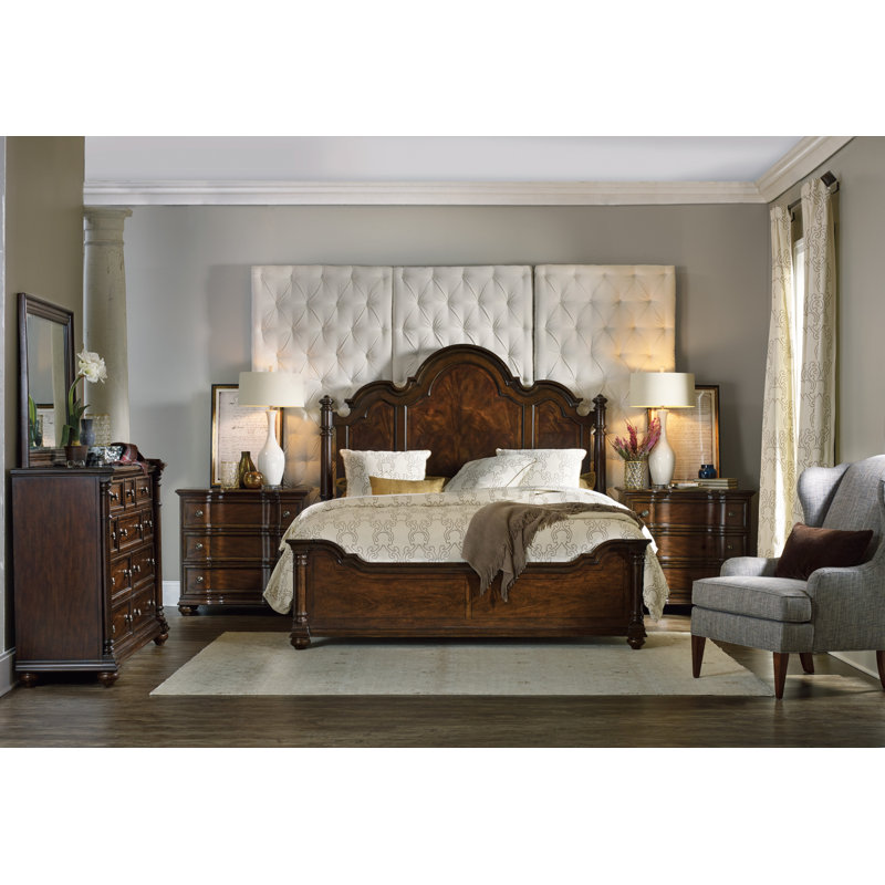 Leesburg 10 - Drawer Dresser