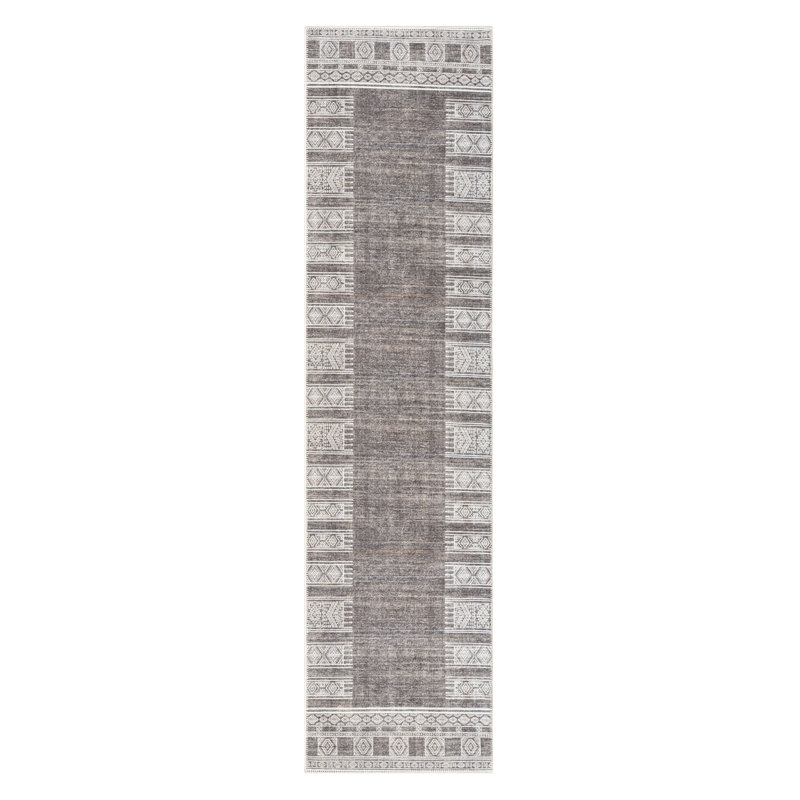 Grajeda Washable Oriental Indoor Rug, Runner 2'7" x 7'