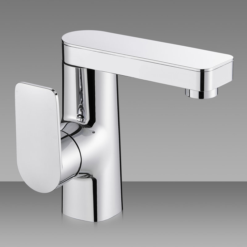 Single Hole Bathroom Faucet with Drain Assembly, Chrome