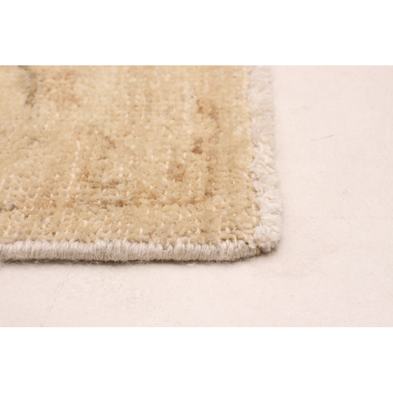 Tapis ivoire unique 5 pi 10 po x 8 pi 7 po Randalia