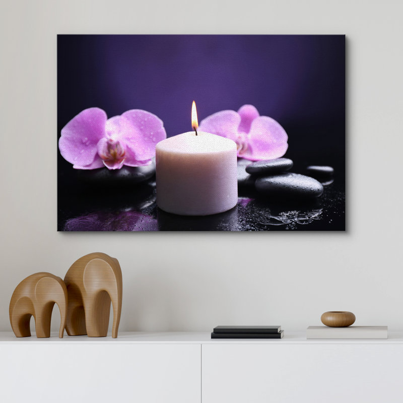 Bougie brûlante orchidée avec pierres florales et basaltes, H 24 po x l 32 po