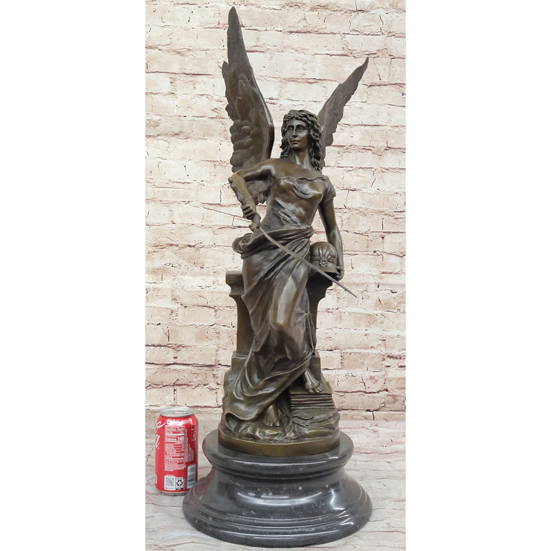 Figurines et sculptures