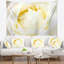 Tapisserie florale rose blanche avec gros pétales-28488330