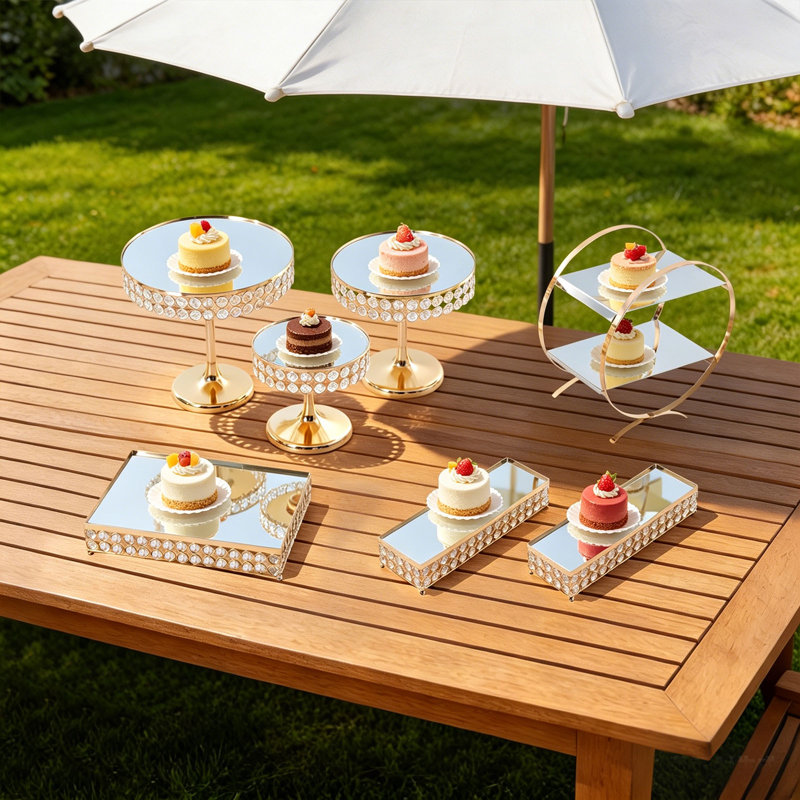 Ensemble de 7 présentoirs à gâteaux en métal pour cupcakes et desserts, idéal pour les mariages, anniversaires, fêtes et décoration intérieure.