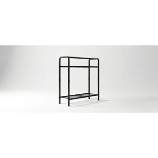 Porte-serviettes autoportant à trois niveaux en métal avec tablettes en filet pour le rangement de la salle de bain et de la chambre à coucher