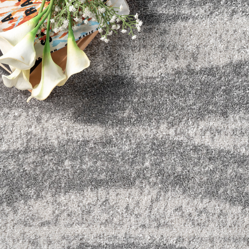 Tapis de couloir à motif géométrique pour le salon, la salle à manger, l'entrée, la chambre à coucher, le vestibule et la cuisine Sarepta, gris / blanc cassé