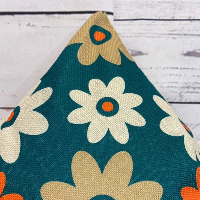 Aunnika Square Cushion