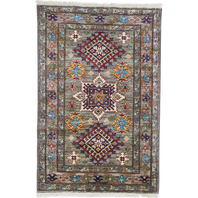 Super Kazak gris montagne 2 pi 10 po x 4 pi 5 po
