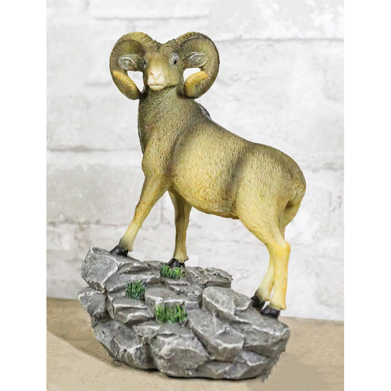 Figurine représentant un animal sauvage