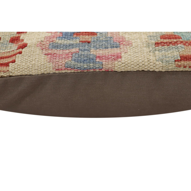 Oreiller rustique en kilim tissé à la main Caballer - 17 po x 18 po Rustic, H 17 po x l 18 po, Beige / rouille / gris / bleu