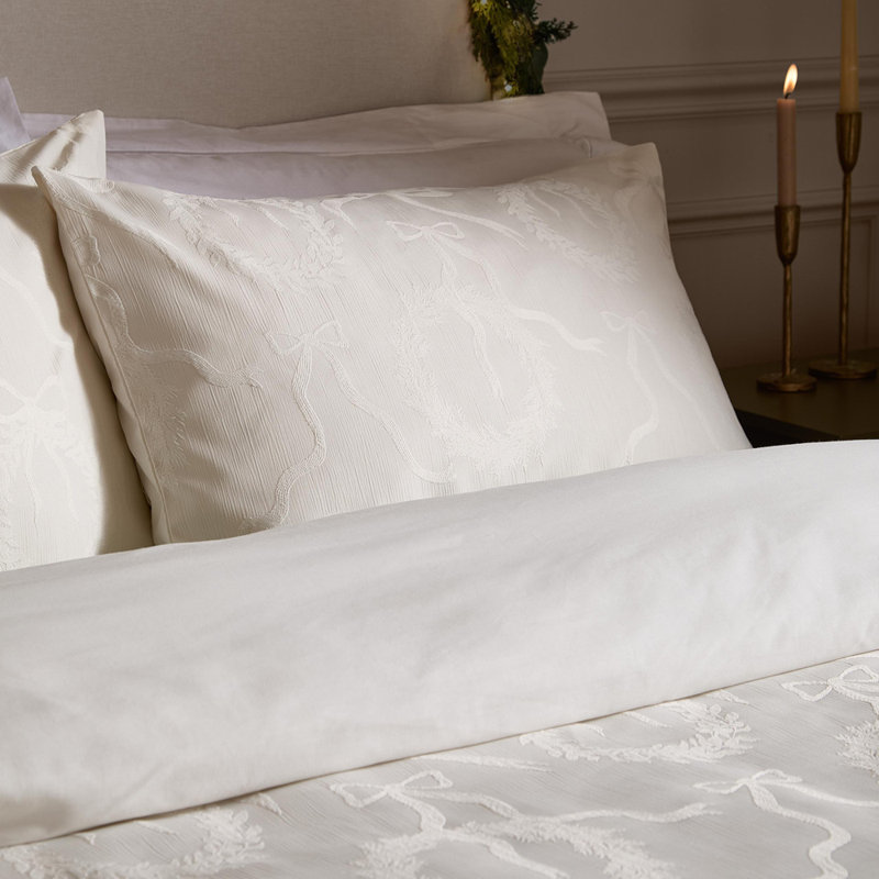 Winter Wreath Jacquard Duvet Cover Set